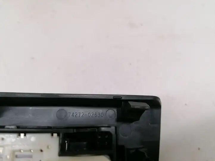 Toyota Auris E180 (2012 - 2018) 7427202630 Блок кнопок стеклоподъемников — фото 2