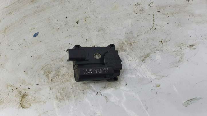 Toyota Corolla Verso E121 (2004 - 2007)  1138002051 Двигатель задвижки потока воздуха