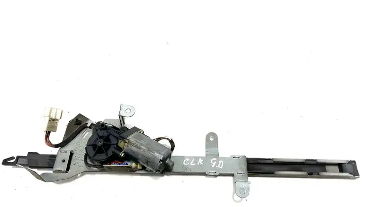 Mercedes-Benz CLK A209,C209 (2002 - 2009) A2038600282 Электродвигатель регулировки ремня безопасности — фото 1