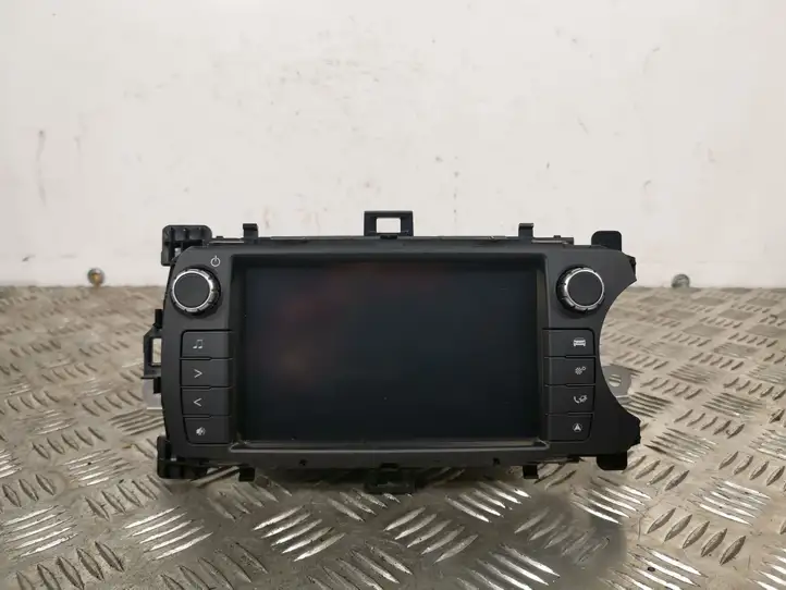 Toyota Yaris (2012 - 2014) 861400D160 Магнитола / мультимедийная система — фото 1