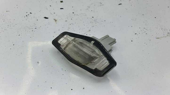 Honda Accord (2003 - 2007)   Освещение номера