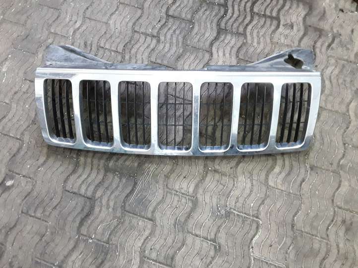 Jeep Grand Cherokee (2004 - 2010)  55156814AE Верхняя решётка