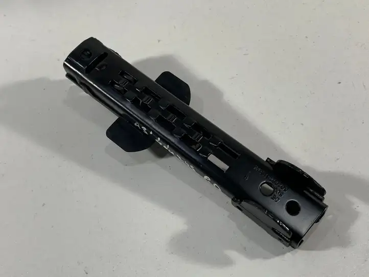 Audi A3/S3 8P (2008 - 2013) 8E0857833F Электродвигатель регулировки ремня безопасности — фото 1