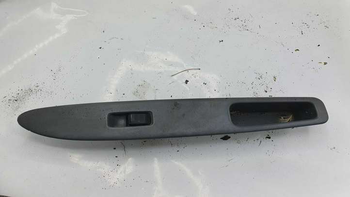 Toyota Avensis Verso (2001 - 2004)  7423144190 Кнопка стеклоподъемников