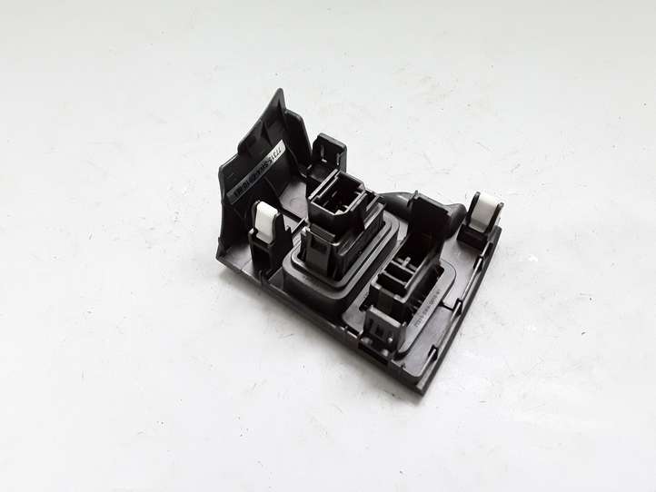 Honda CR-V (2006 - 2009)  77315SWAE010M1 Включатель датчиков парковки