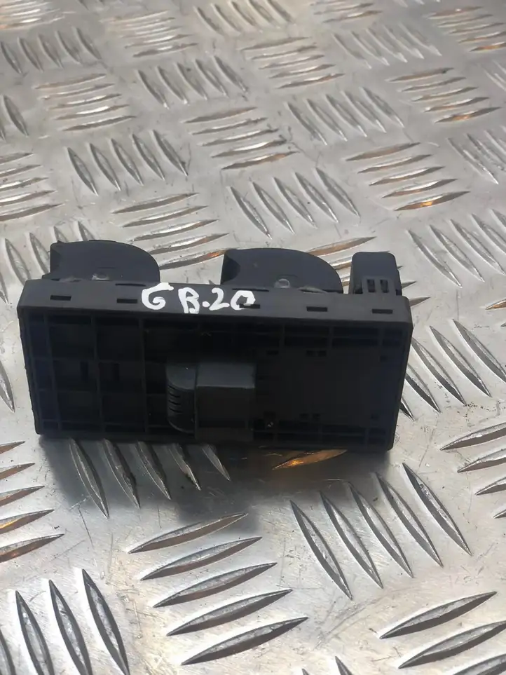 Audi A4 S4 B7 8E 8H (2004 - 2009) 8E0959851 Кнопка стеклоподъемников — фото 2