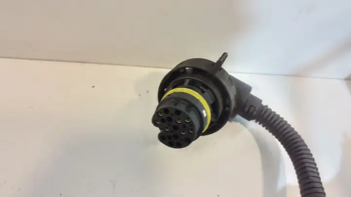 BMW 1 F20 F21 (2011 - 2019) 12528635694 Прочая электропроводка — фото 2