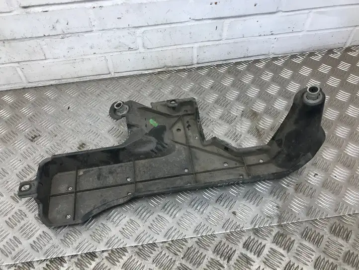 Toyota Auris E180 (2012 - 2018) 5762702090 Защита днища задней части — фото 1