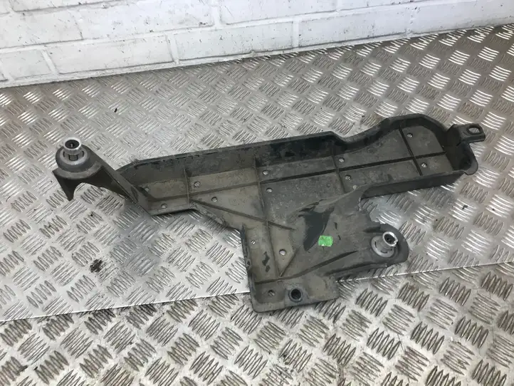 Toyota Auris E180 (2012 - 2018) 5762702090 Защита днища задней части — фото 3
