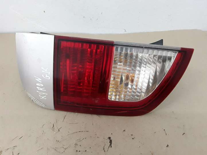 SsangYong Kyron (2005 - 2007)   Задний фонарь в кузове