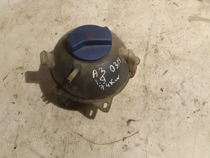 Audi A3/S3 8L (2000 - 2003) 1J0121403B Расширительный бачок — фото 1