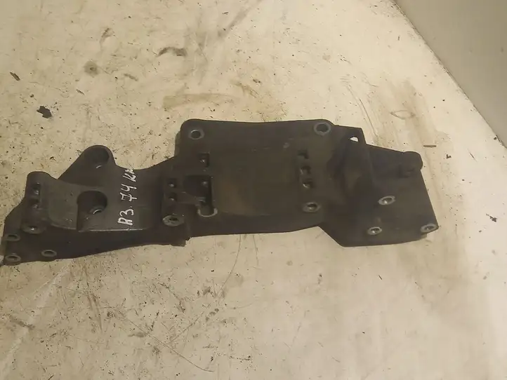 Audi A3/S3 8L (2000 - 2003) R045903143C Кронштейн двигателя — фото 1