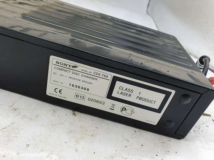 BMW 3 E46 (1998 - 2005)  1636368 CD/DVD чейнджер