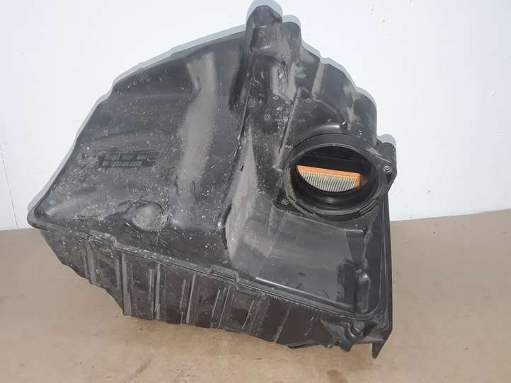 Renault Scenic III -  Grand scenic III (2009 - 2016)  8200947663 Коробка воздушного фильтра