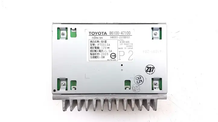 Toyota Prius (XW30) (2009 - 2015) 1460012370B101 Усилитель звука — фото 1