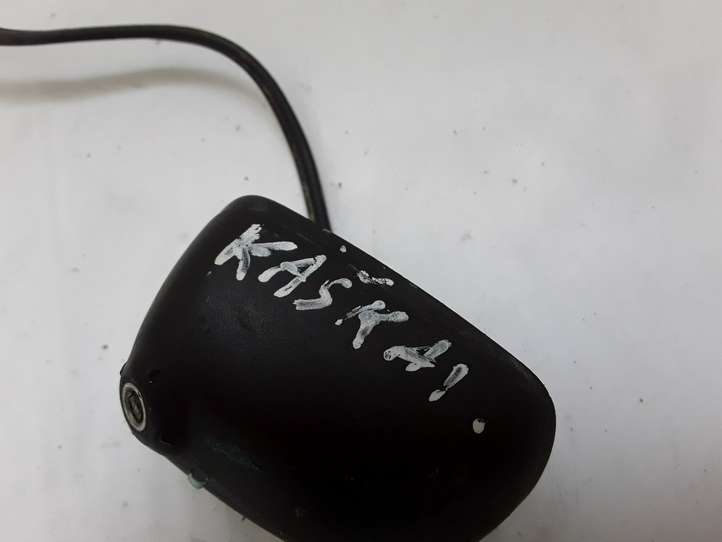 Nissan Qashqai (2006 - 2010)   Антенна (антенна GPS)