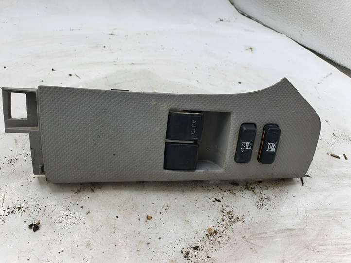 Toyota Yaris (2005 - 2009)  742320D110 Кнопка стеклоподъемников