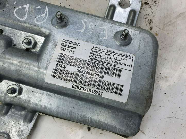 BMW 7 E65 E66 (2001 - 2008)  30824046703N Подушка безопастности передней двери