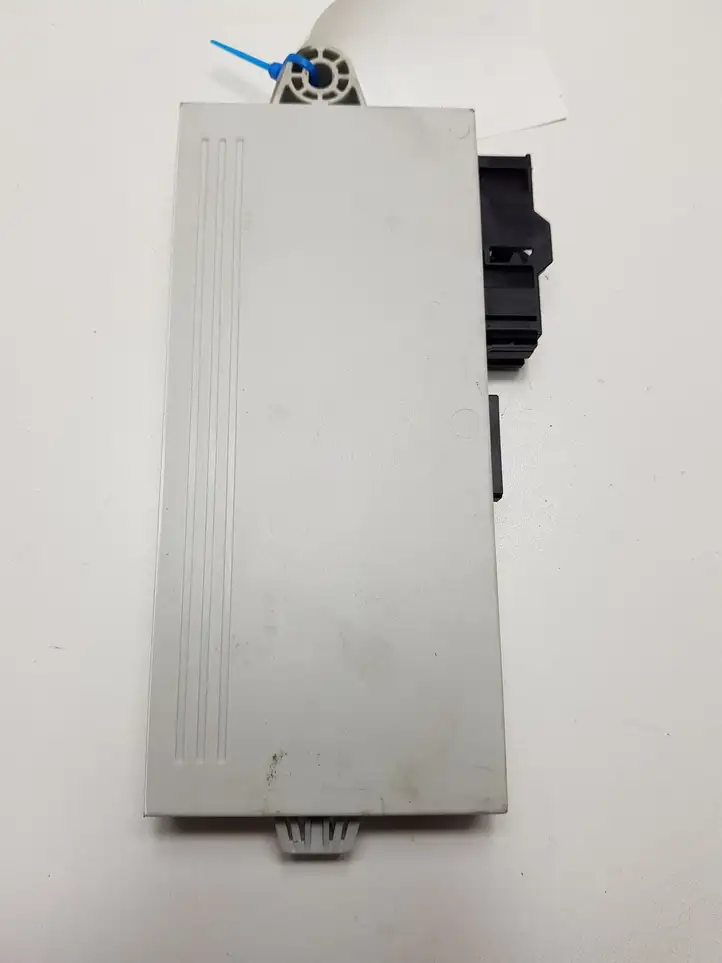 BMW 3 E90 E91 (2005 - 2012) 61356943771 Модуль комфорта — фото 3