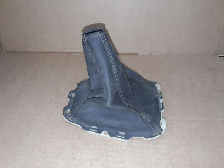 Toyota Avensis T270 (2009 - 2012)  5880805100 Отделка рычага переключения передач (кожа, головка)