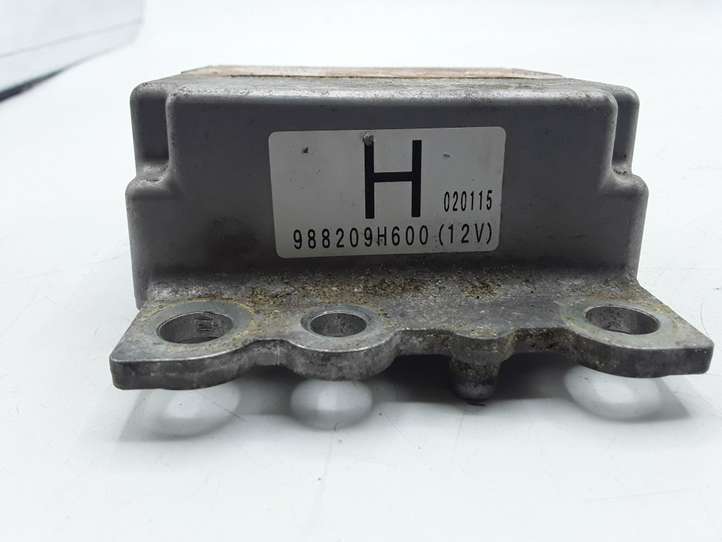 Nissan X-Trail T30 (2001 - 2007)  988209H600 Блок управления надувных подушек