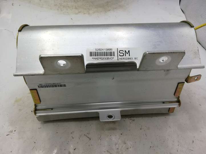 Hyundai Santa Fe (2000 - 2005)  520241900B Подушка безопастности пассажира