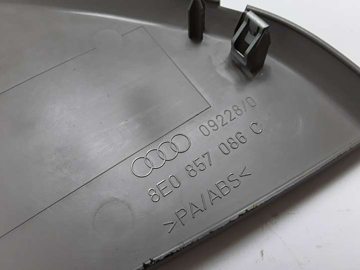 Audi A4 (2004 - 2009)  8E0857086C Отделочный щит панели (боковой)