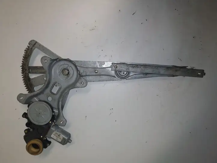 Toyota Corolla Verso E121 (2004 - 2007) 698400F020 Стеклоподъемник задней двери — фото 1
