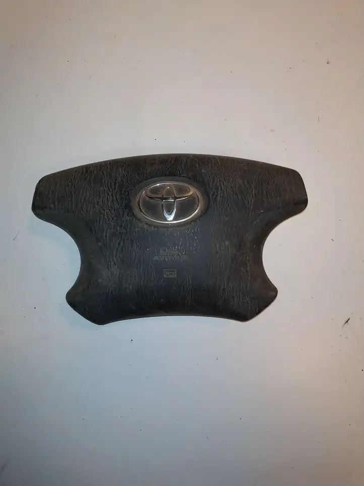 Toyota Avensis Verso (1995 - 2001) Подушка безопасности руля — фото 1