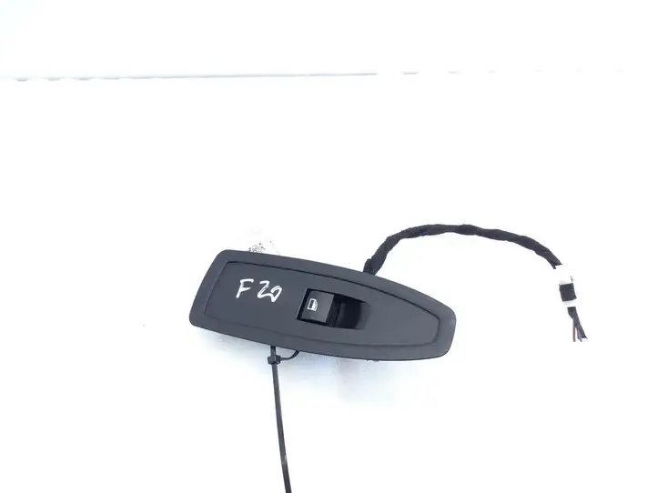 BMW 1 F20 F21 (2011 - 2019) 9208107 Блок кнопок стеклоподъемников — фото 1
