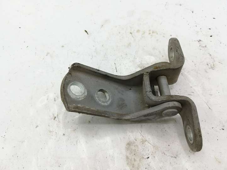 Toyota Corolla E120 E130 (2000 - 2004)   Верхняя петля передней двери
