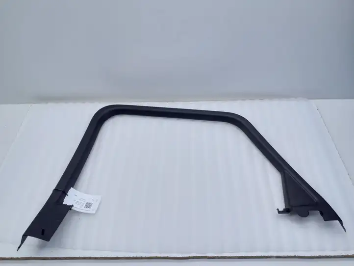 Audi Q3 8U (2011 - 2014) 8U0867672 Рамка дверного стекла задней двери — фото 1