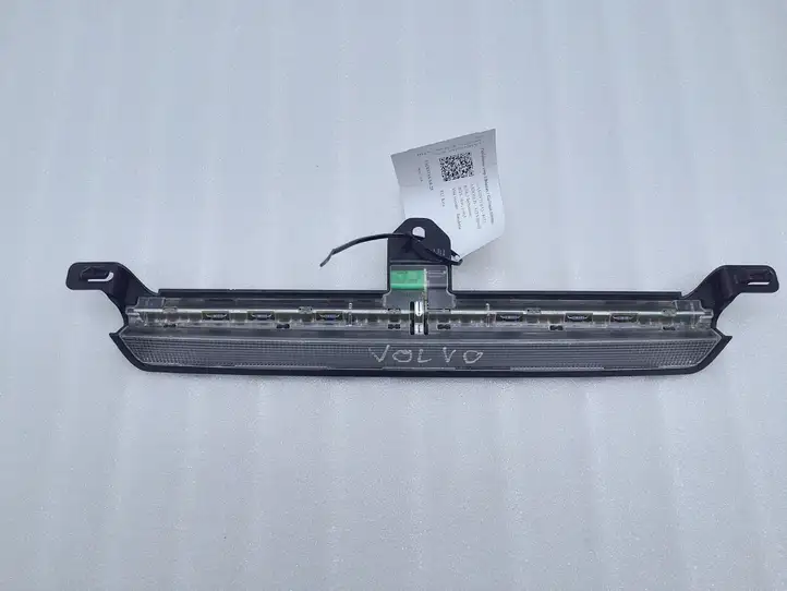 Volvo XC70 (2007 - 2013) 9154505 Дополнительный стоп фонарь — фото 2
