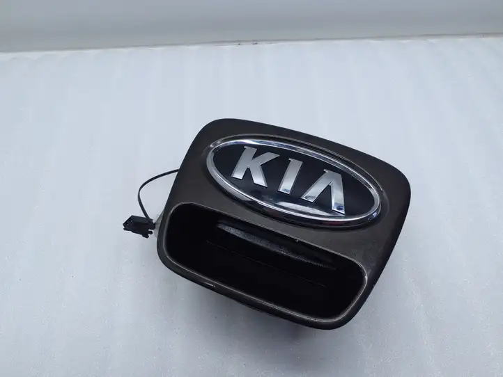 Kia Soul (2011 - 2014) 873762K000 Кнопка закрытия крышки багажника — фото 1