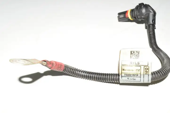 BMW 3 E90 E91 (2005 - 2012) 7798012 Прочая электропроводка — фото 2