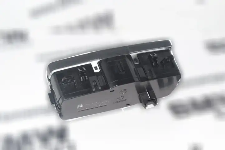 BMW 1 F20 F21 (2011 - 2019) 9265303 Включатель фонарей — фото 3