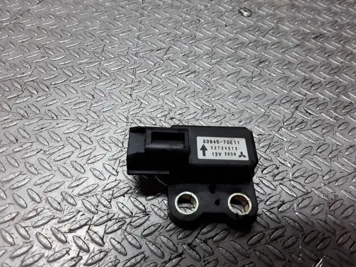 Suzuki Grand Vitara I (1998 - 2005) 3394570E11 Датчик удара SRS — фото 1
