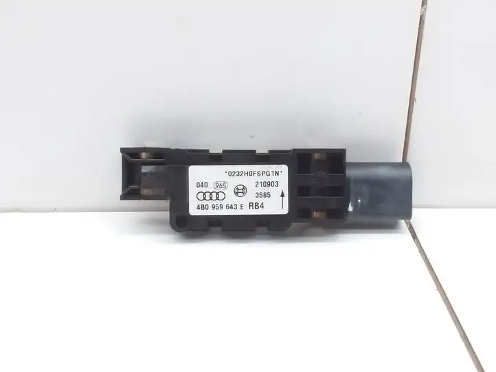 Audi A3/S3 8L (2000 - 2003) 4B0959643E Датчик удара SRS — фото 1