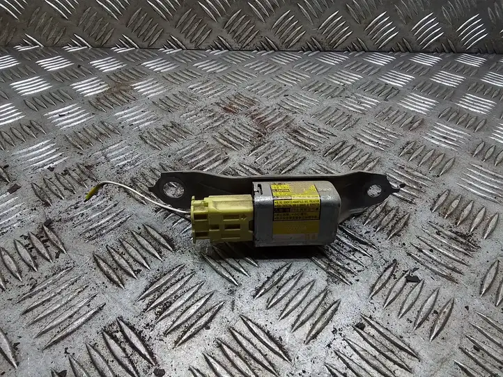 Toyota Prius (XW20) (2003 - 2009) 8983347030 Датчик удара SRS — фото 1