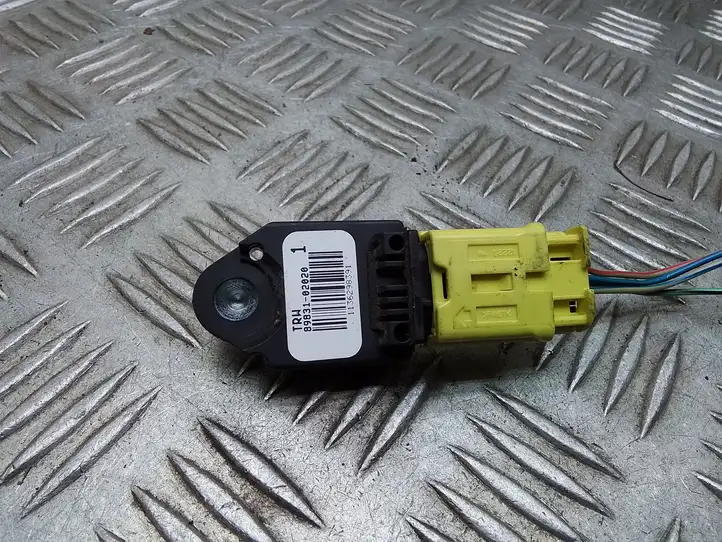 Toyota Avensis T250 (2006 - 2009) 8983102020 Датчик удара SRS — фото 4