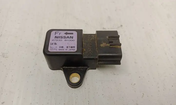 Nissan X-Trail T30 (2001 - 2007) 479308H300 Датчик удара SRS — фото 1