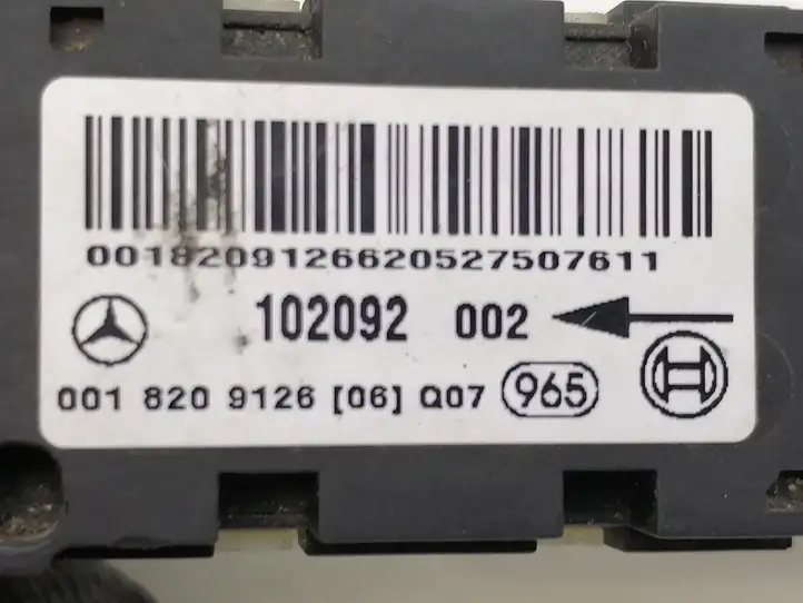 Mercedes-Benz C W203 (2000 - 2007) 0018209126 Датчик удара SRS — фото 8