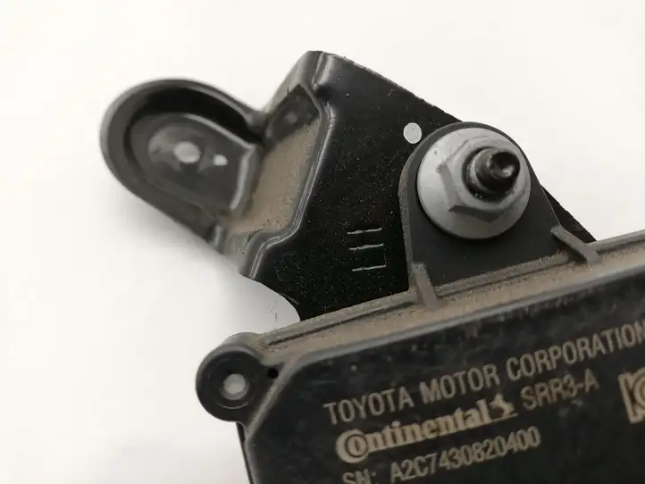Toyota C-HR (2016 - 2022)  88162F4011 Радар слепых зон