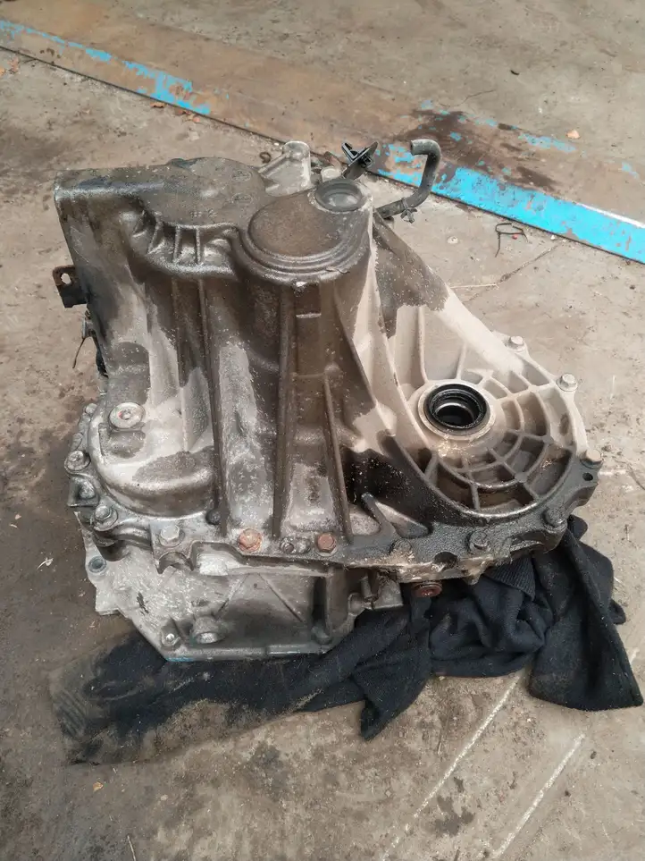 Nissan Qashqai (2010 - 2013) Механическая коробка передач, 6 передач — фото 5