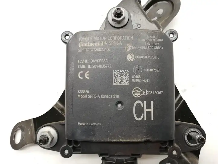 Toyota C-HR (2016 - 2022)  88162F4011 Радар слепых зон