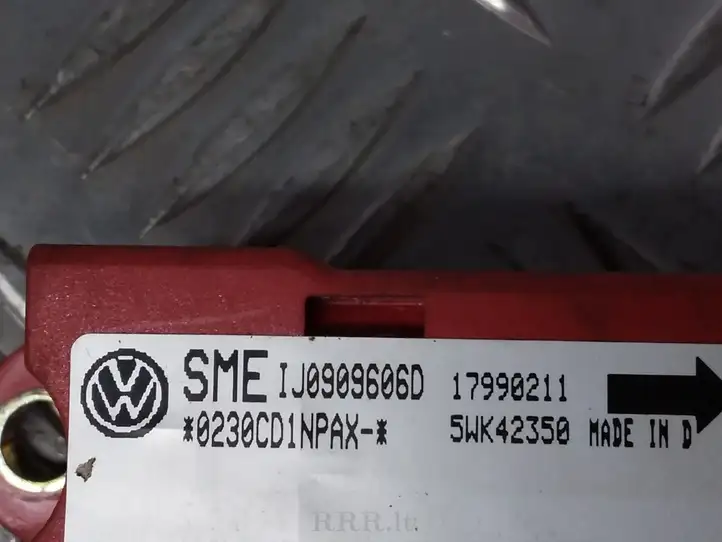Volkswagen Bora (1998 - 2005) IJ0909606D Датчик удара SRS — фото 3
