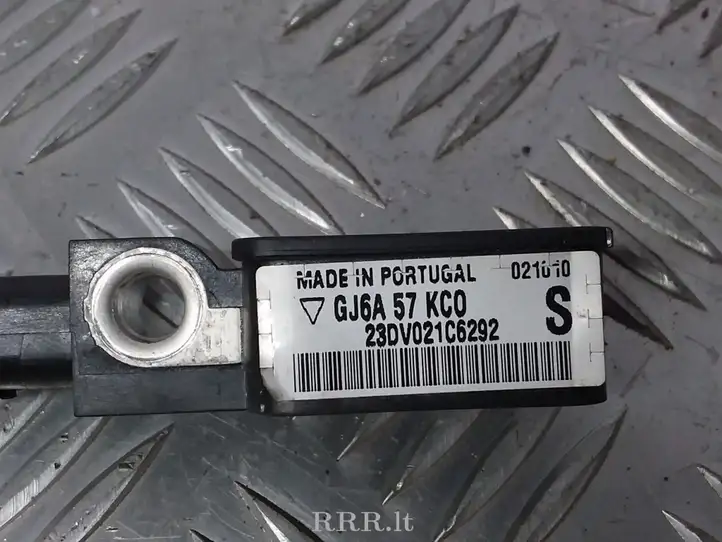 Mazda 6 (2002 - 2005) GJ6A57KC0 Датчик удара SRS — фото 3