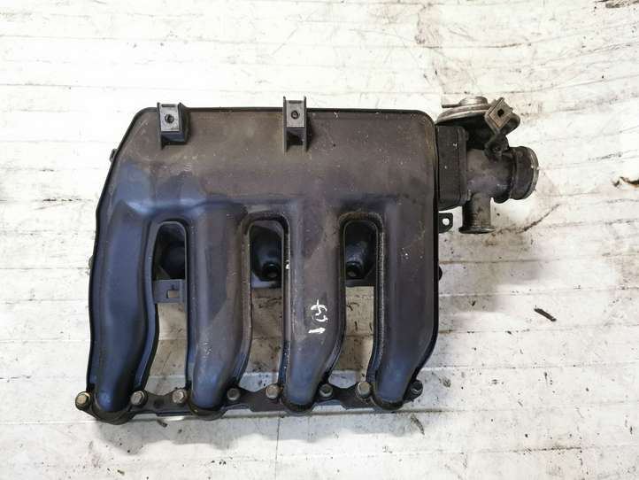 BMW 3 E46 (1998 - 2005)  7787318 Впускной коллектор