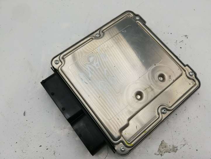 Audi A6 (2004 - 2008)  03G906016 Блок управления двигателя