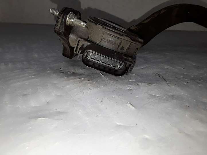Land Rover Freelander (2006 - 2010)  7G9N9F836GA Педаль акселератора